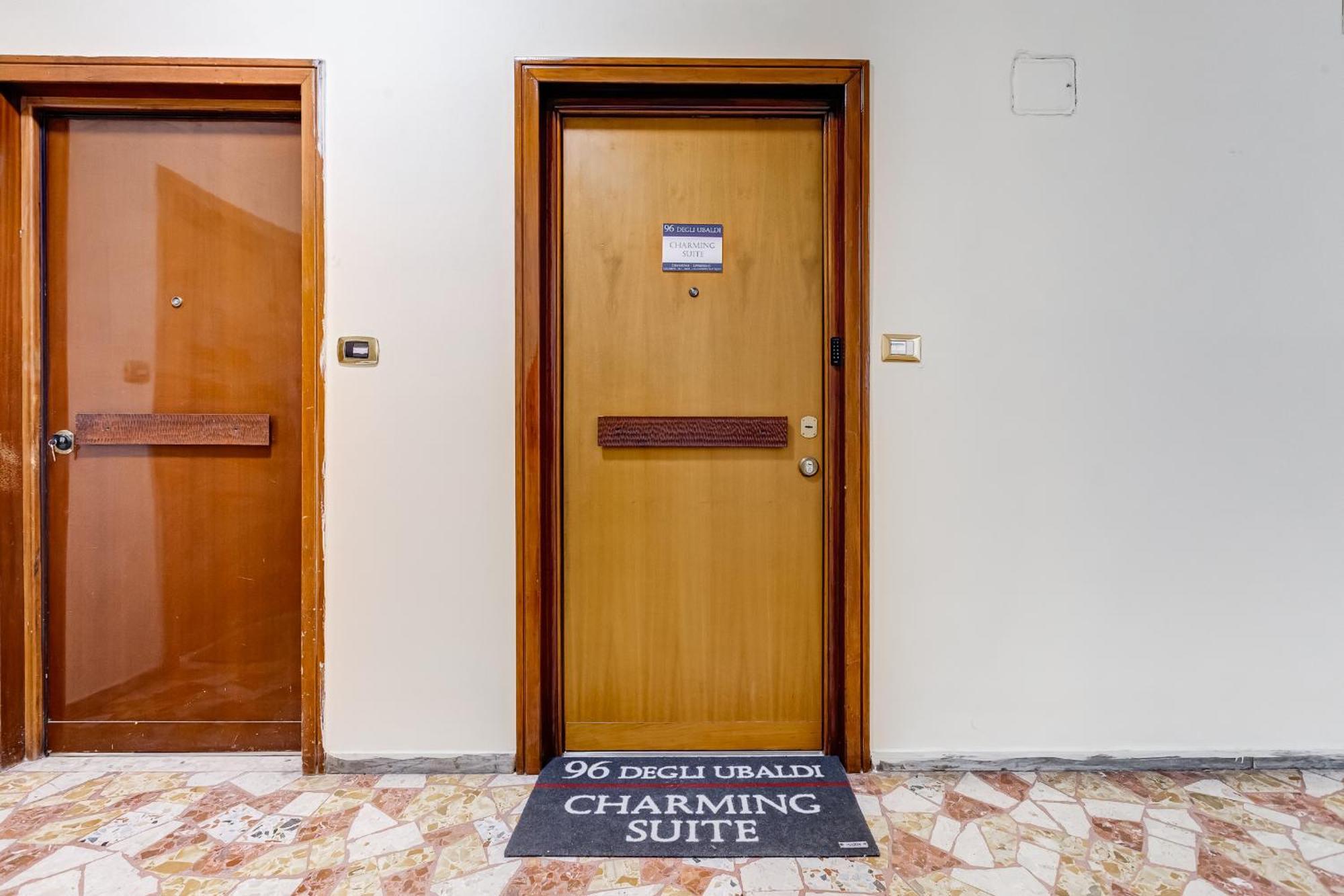96 Degli Ubaldi Charming Apartamento *